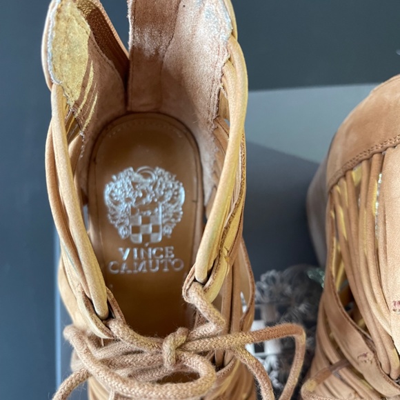 Vince Camuto Kaiann Sandal - Picture 5 of 8